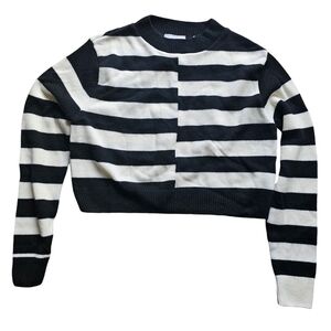 Collusion Women’s sweater black and white striped crew neck size 4/Small crop
